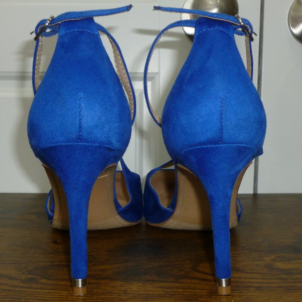 Kelly & Katie Bright Blue Pointed Closed Toe Pumps w/Adjustable Ankle Straps - Picture 11 of 16